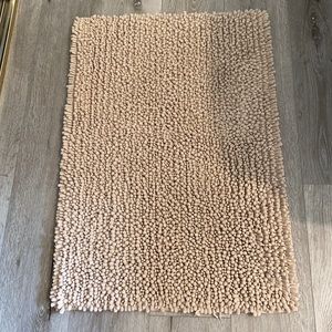 Bath rug